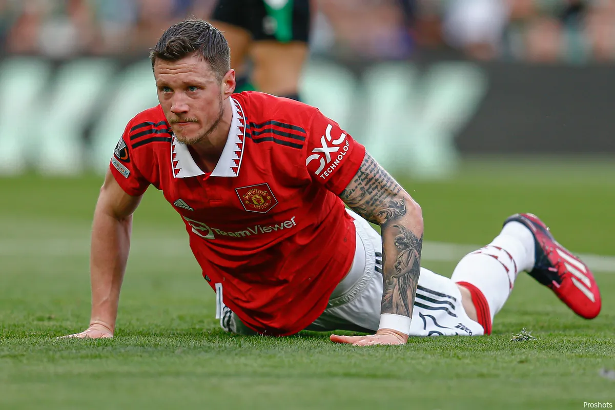 'Weghorst fails to make an impression and set to leave United'