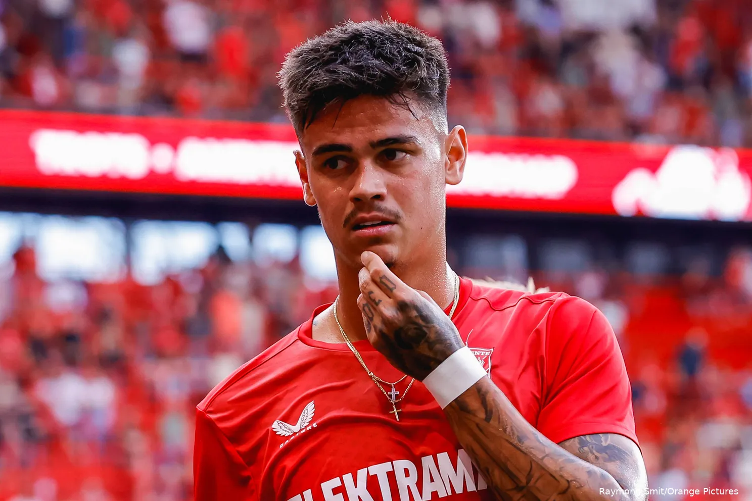 mees-hilgers-twijfelend-2024