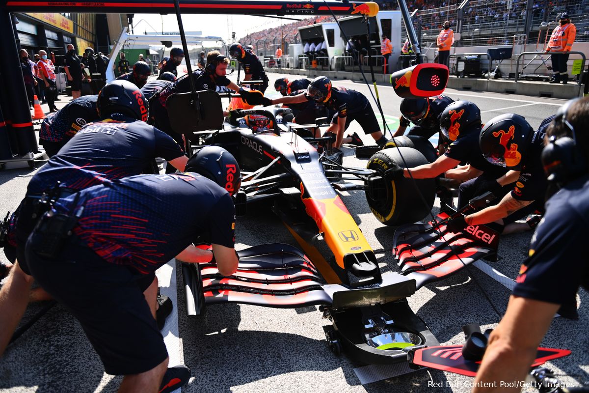 Schumacher weet wat Red Bull moet doen: 'Mercedes was gewoon drie tienden sneller'