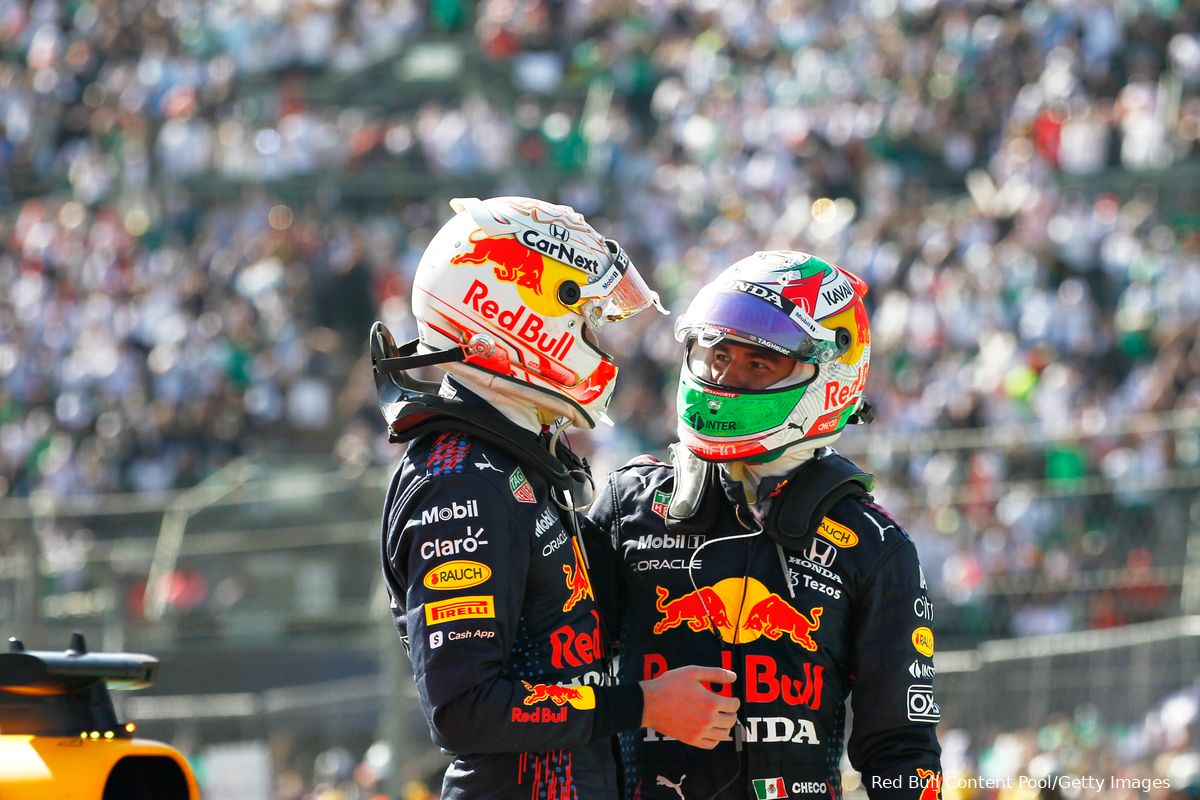 Hughes: 'Perez had Hamilton nog kunnen inhalen, die kan zich geen uitvalbeurt permitteren'