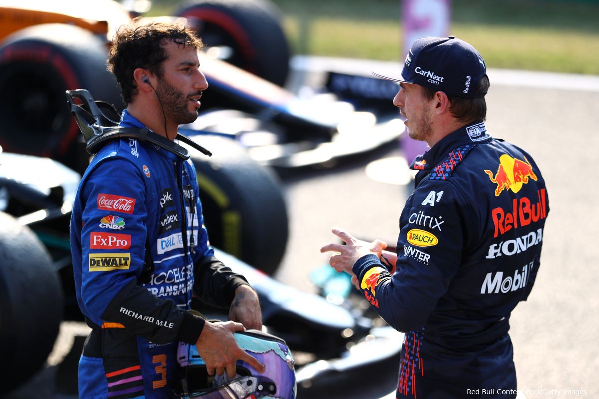 Ricciardo kijkt naar Verstappen en Hamilton: 'Natuurlijk ben ik jaloers'