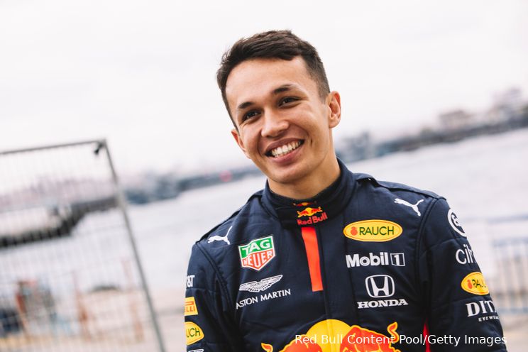 Red Bull met noodconstructie GP Frankrijk: Albon reservecoureur, Vips in simulator