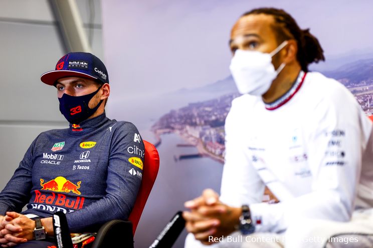 Waarom kreeg Verstappen twintig plaatsen gridstraf en Hamilton slechts tien?