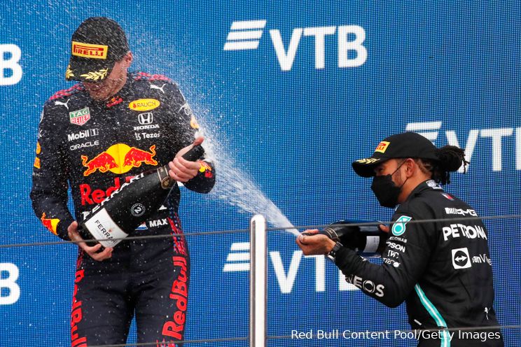 NB | 'Eigenlijk is het voor Verstappen toch nog met een sisser afgelopen in Rusland'