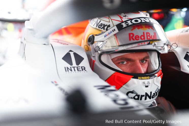 WK stand F1: Verstappen neemt leiding weer over van teleurgestelde Hamilton
