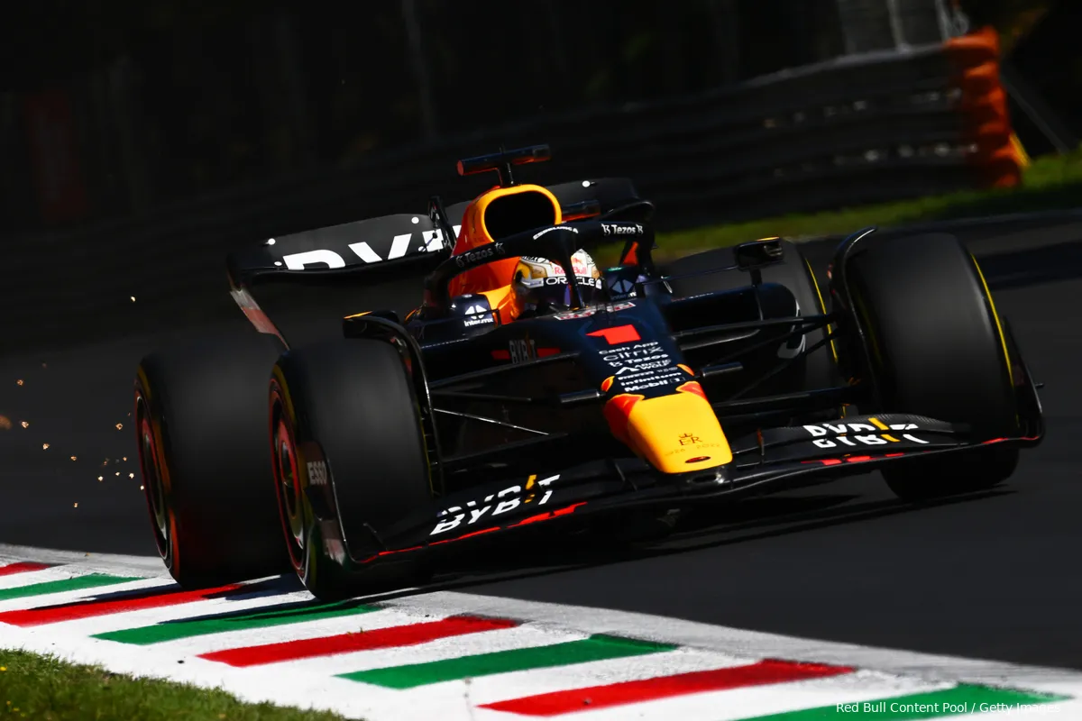 Magnussen verwonderd: “Max Verstappen één met zijn auto”