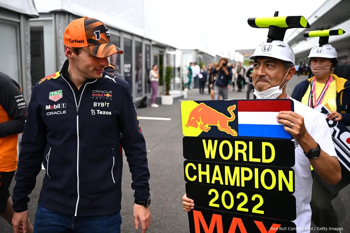 Voormalig Mercedes-kopstuk: 'Blij dat Verstappen in 2021 won'