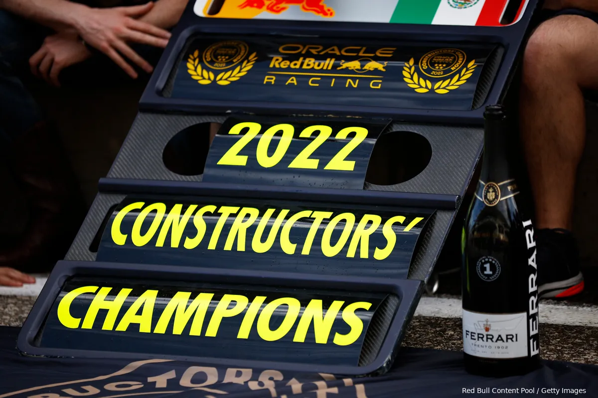 Perez klaar met Mercedes: ‘Tijdperk Red Bull Racing dominantie aangebroken’