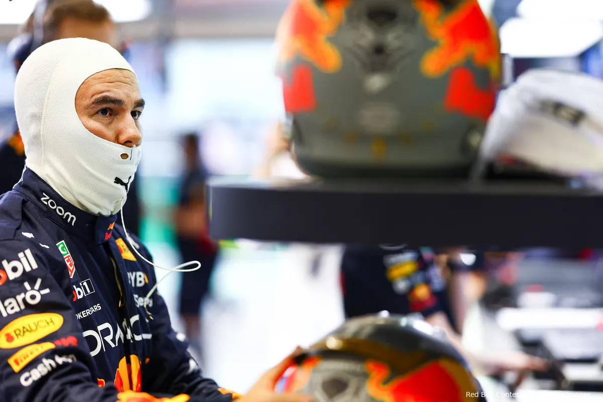 Perez na niet terugkrijgen plek van Verstappen: 'Laat zien wie hij echt is'