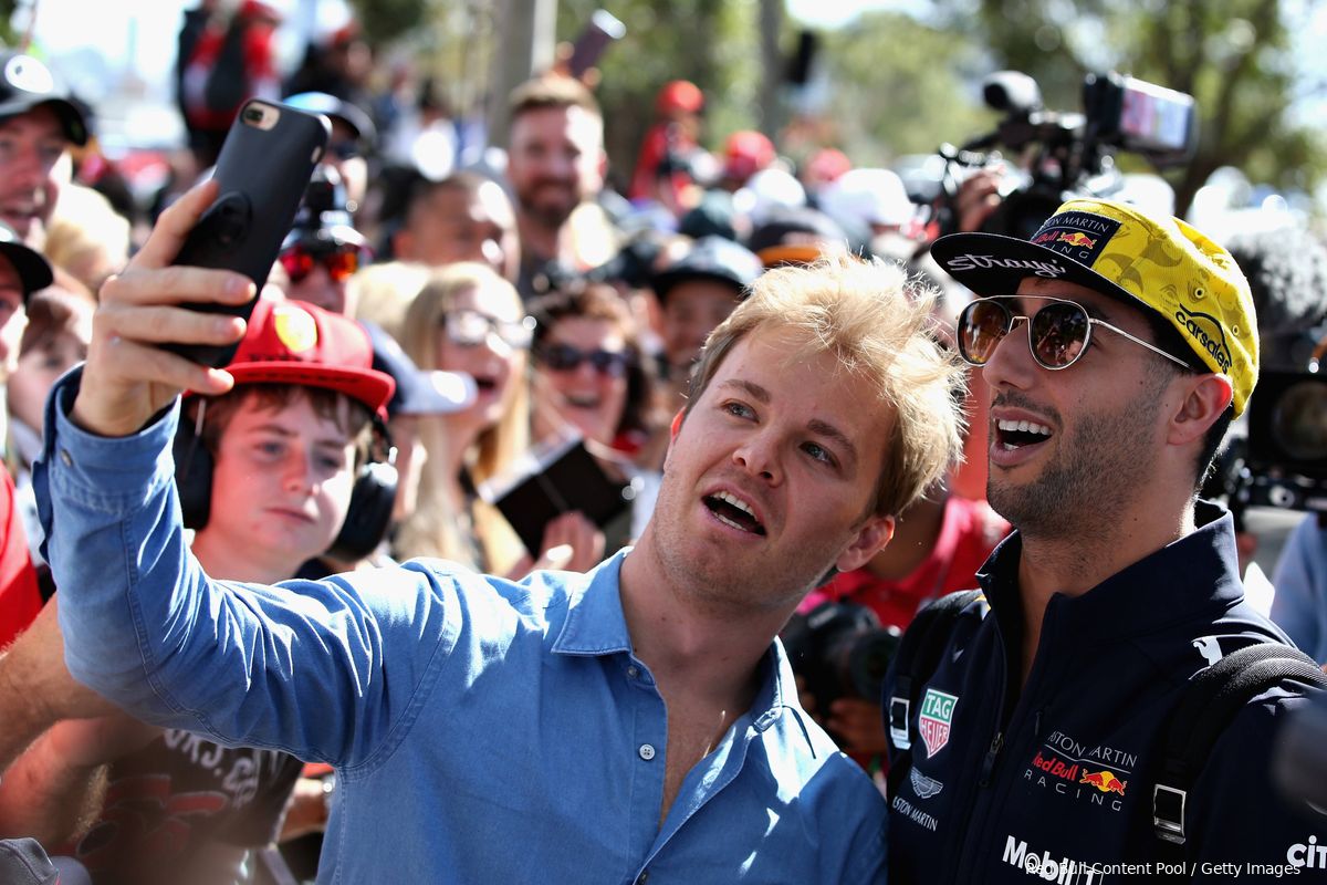 McLaren Racing dolt met Nico Rosberg: selfieverbod voor Duitser