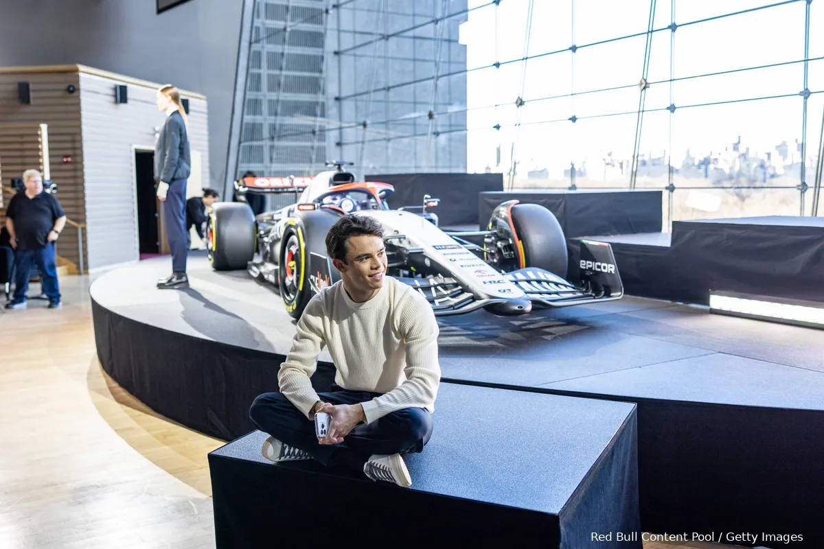 Lammers voorspelt lastig debuutjaar De Vries: 'AlphaTauri langzaamste F1-team'