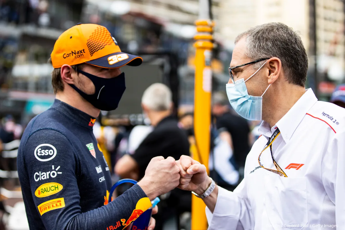 Stefano Domenicali kiest kant Verstappen: ‘dat is verkeerd om te denken'