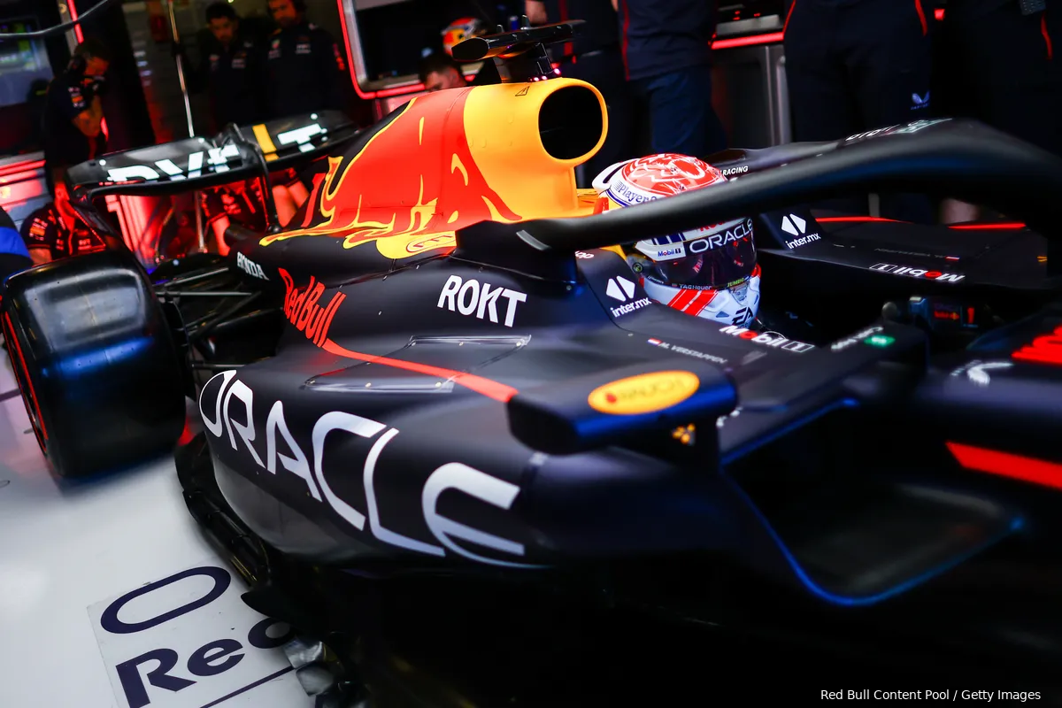 Perez ook geen fan nieuw asfalt Miami: ‘voelt als rijden op intermediates’