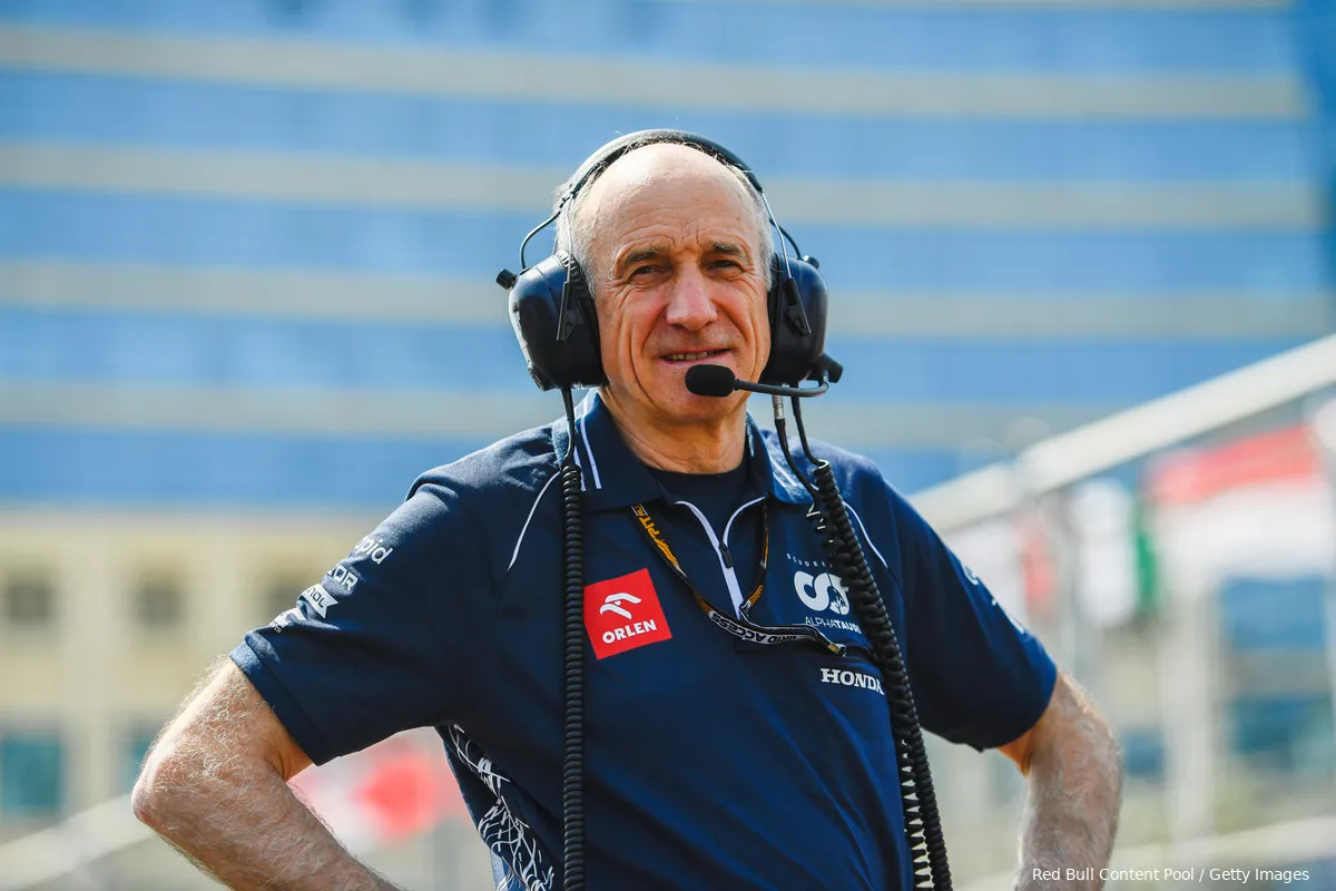 Franz Tost met bijzondere onthulling: 'Daardoor kwam debuut Verstappen in gevaar'