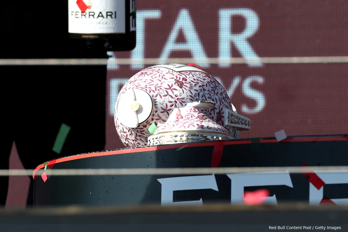 Norris plagerig na breken peperdure winnaarsbeker: ‘Had Verstappen niet moeten doen!’