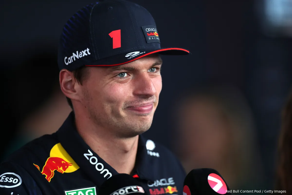 Max Verstappen hoeft geen muziek aan thuis: ‘Altijd wel sfeer zo’