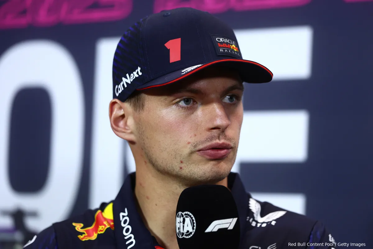 Verstappen laakt 'verkeerde motivatie' die hem Perez hielp te verslaan