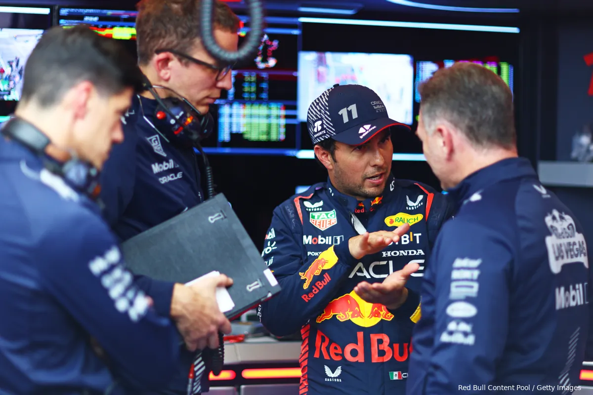 Red Bull onderzoekt auto’s na ‘putdeksel-schandaal’ Las Vegas GP