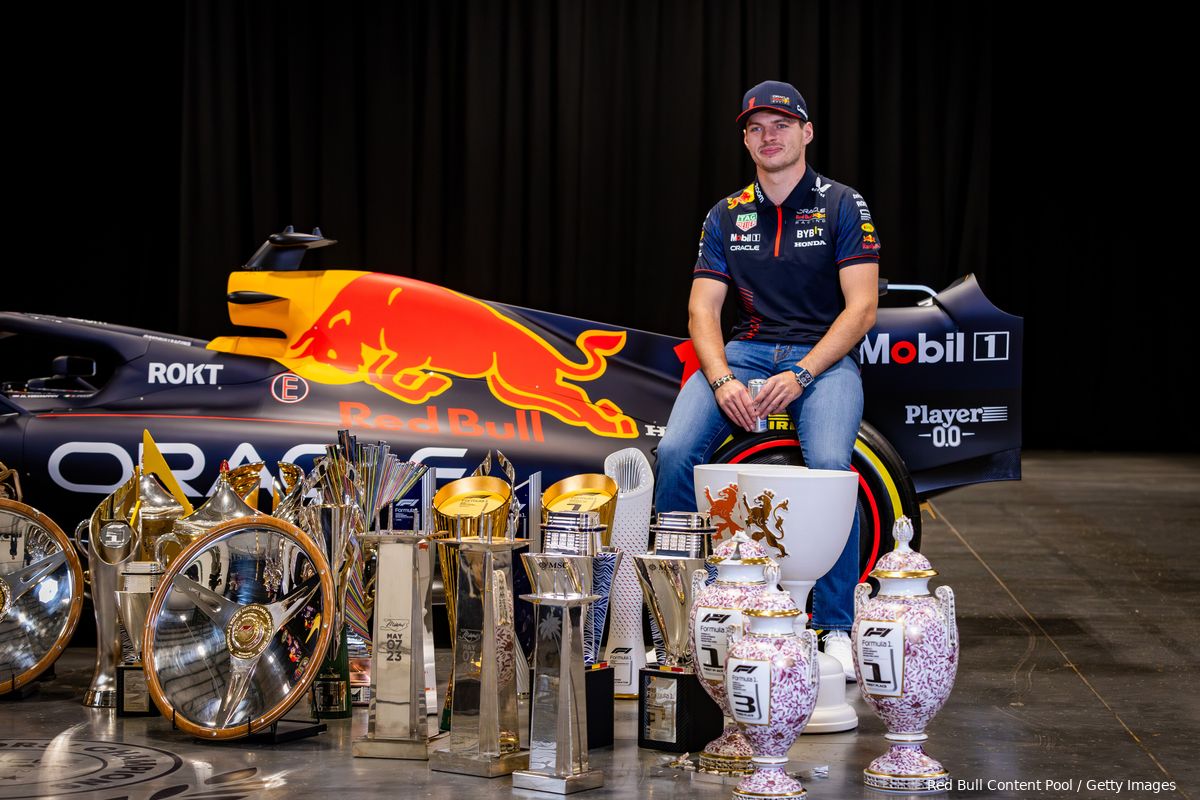 FOTO: Red Bull Racing laat indrukwekkende trofee collectie zien