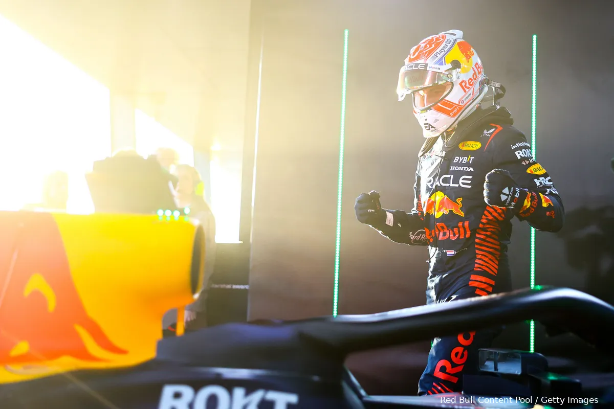 Brundle spreekt waardering voor Verstappen uit: 'Anders met pensioen gegaan'
