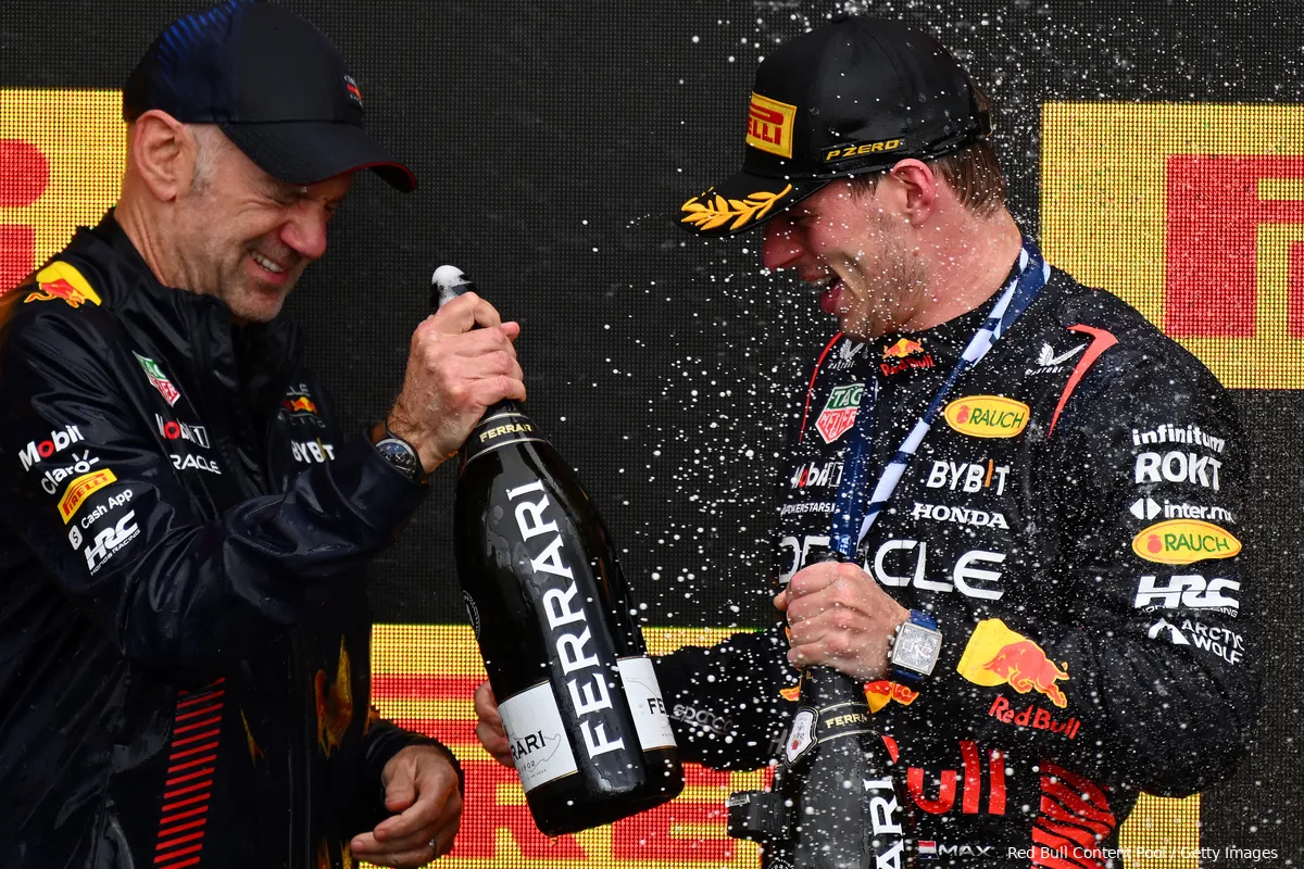 Adrian Newey in de bres voor Verstappen: "Wordt onterecht gedemoniseerd"