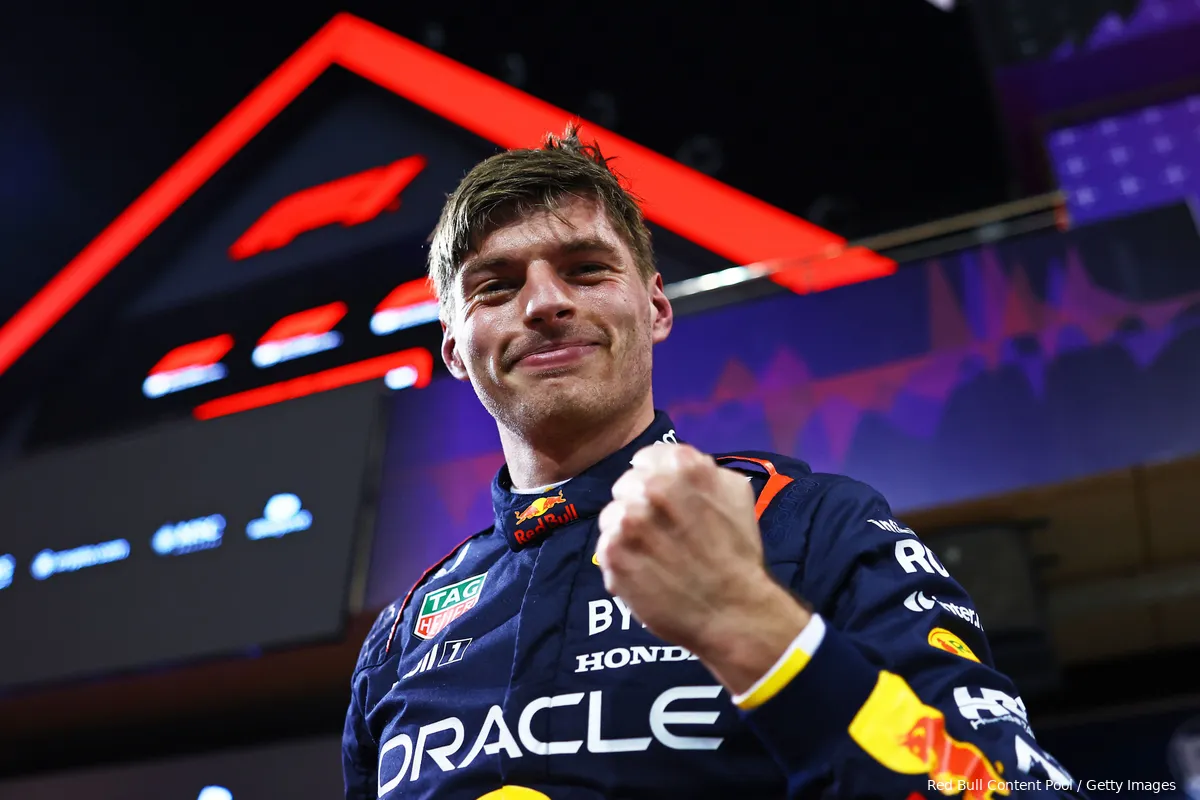 ‘33’ poles voor Verstappen: ‘Nog steeds liever die één als nummer!’