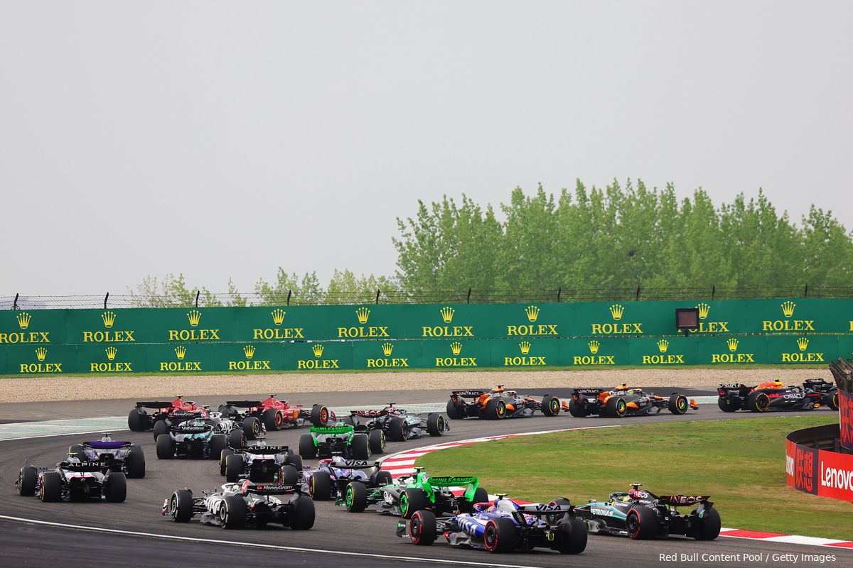 Samenvatting F1 Grand Prix van China 2024: Verstappen heer en meester in Shanghai, P14 voor Zhou