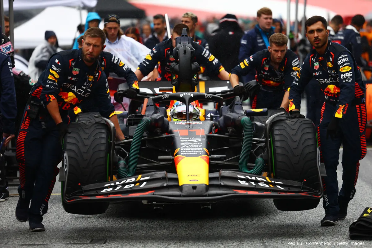 Sergio Perez in details over contractgesprekken en Max Verstappen als 'motivator'
