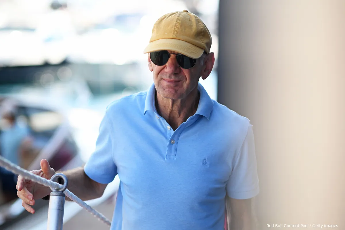 ‘Adrian Newey heeft driejarige deal getekend, inclusief recordsalaris’