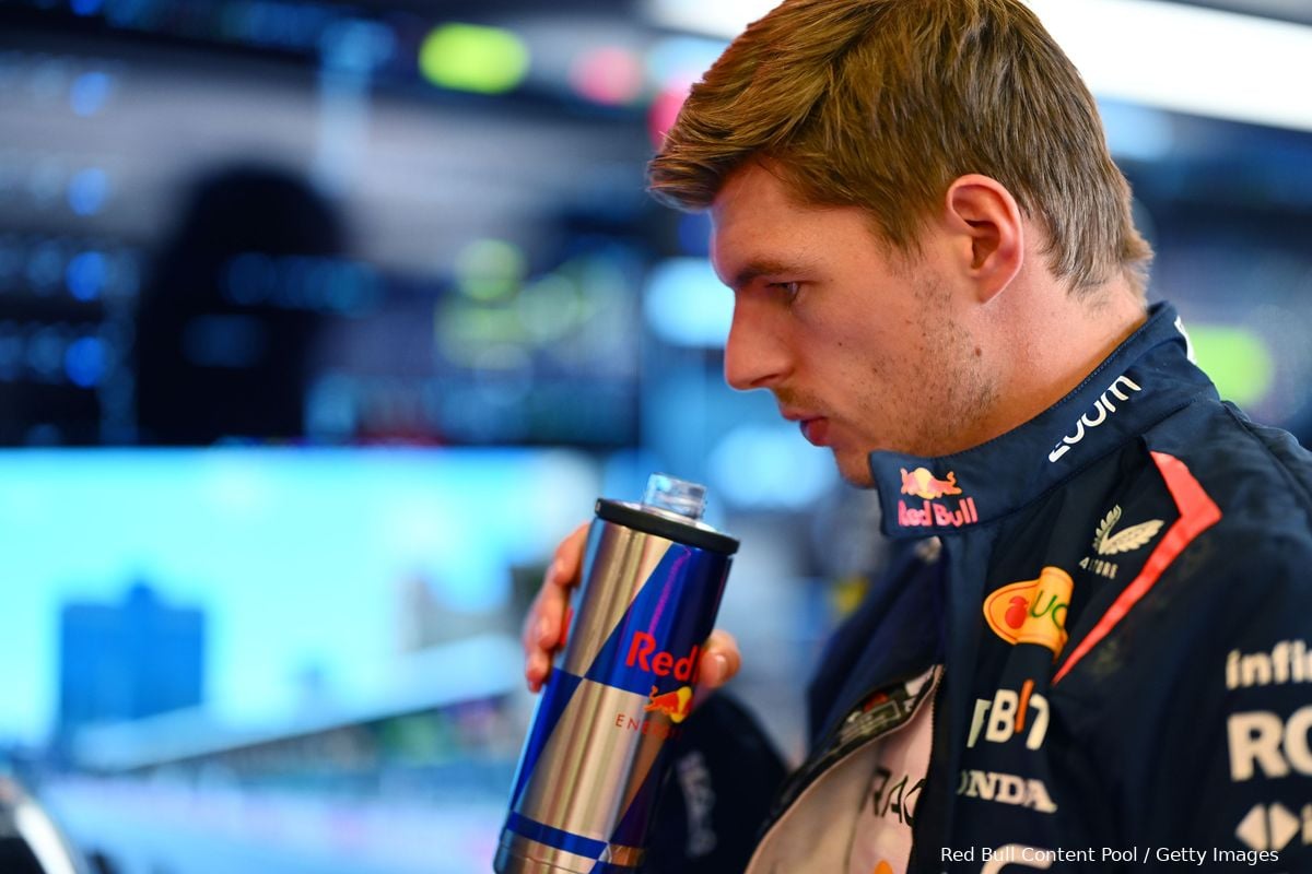 Verstappen ziet Bakoe niet als gemiste kans: 'Je kan het ook omdraaien'