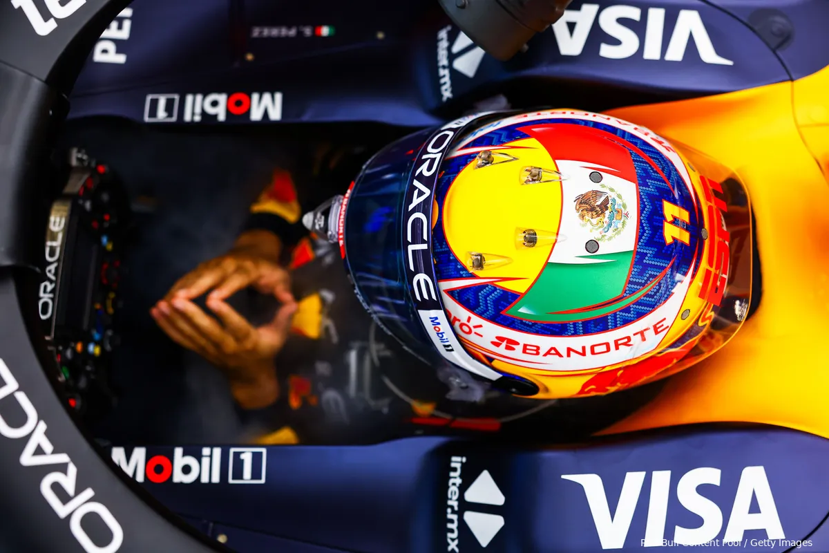sergio perez red bull racing singapore zaterdag 17