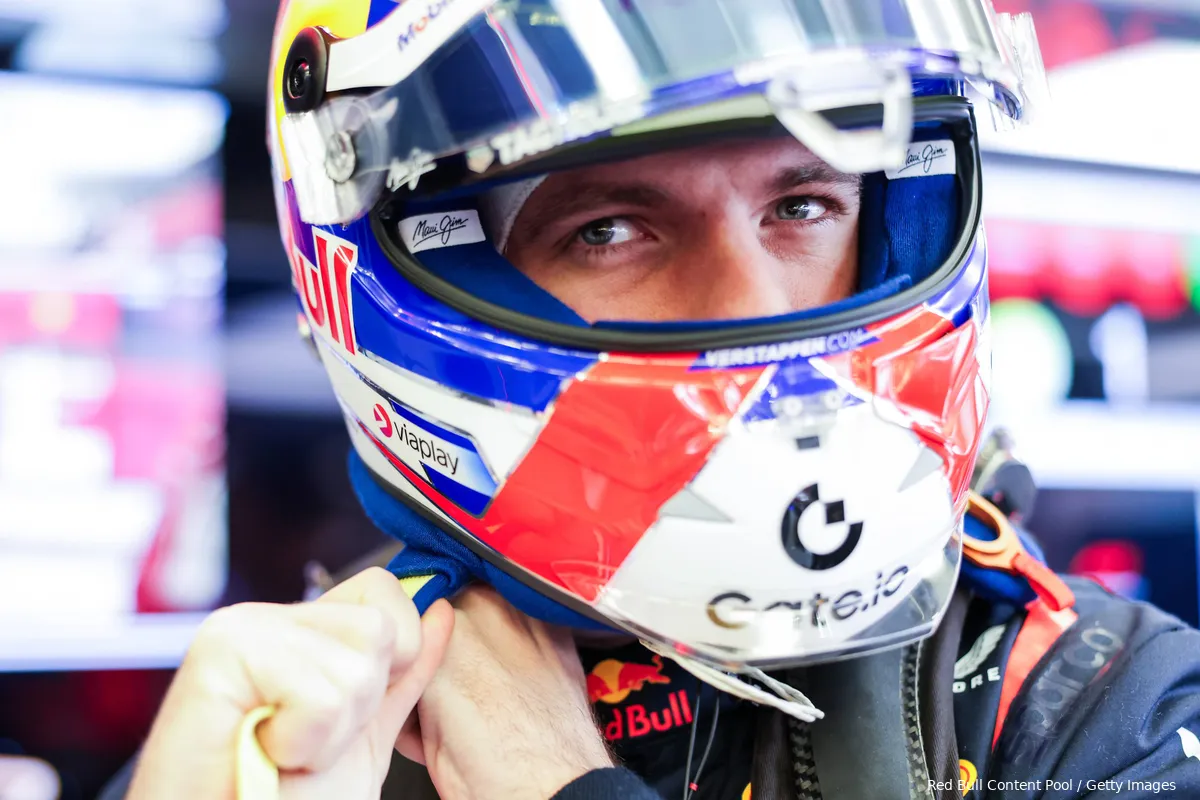2025 max verstappen red bull racing 1 helm 2