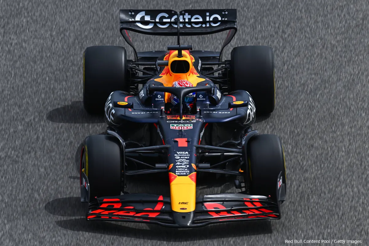 max verstappen rb21 bahrein wintertest red bull racing 12 111