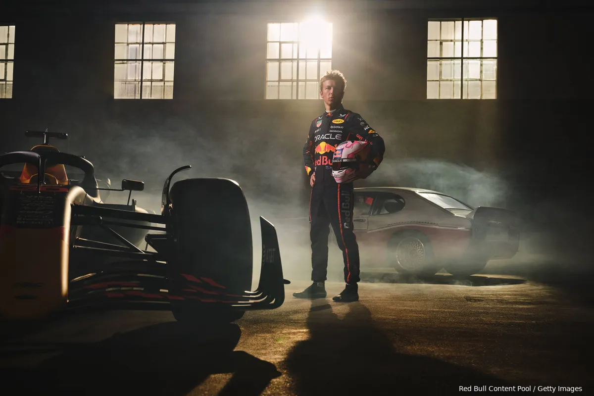 red bull racing launch 2025 o2 liam lawson 12