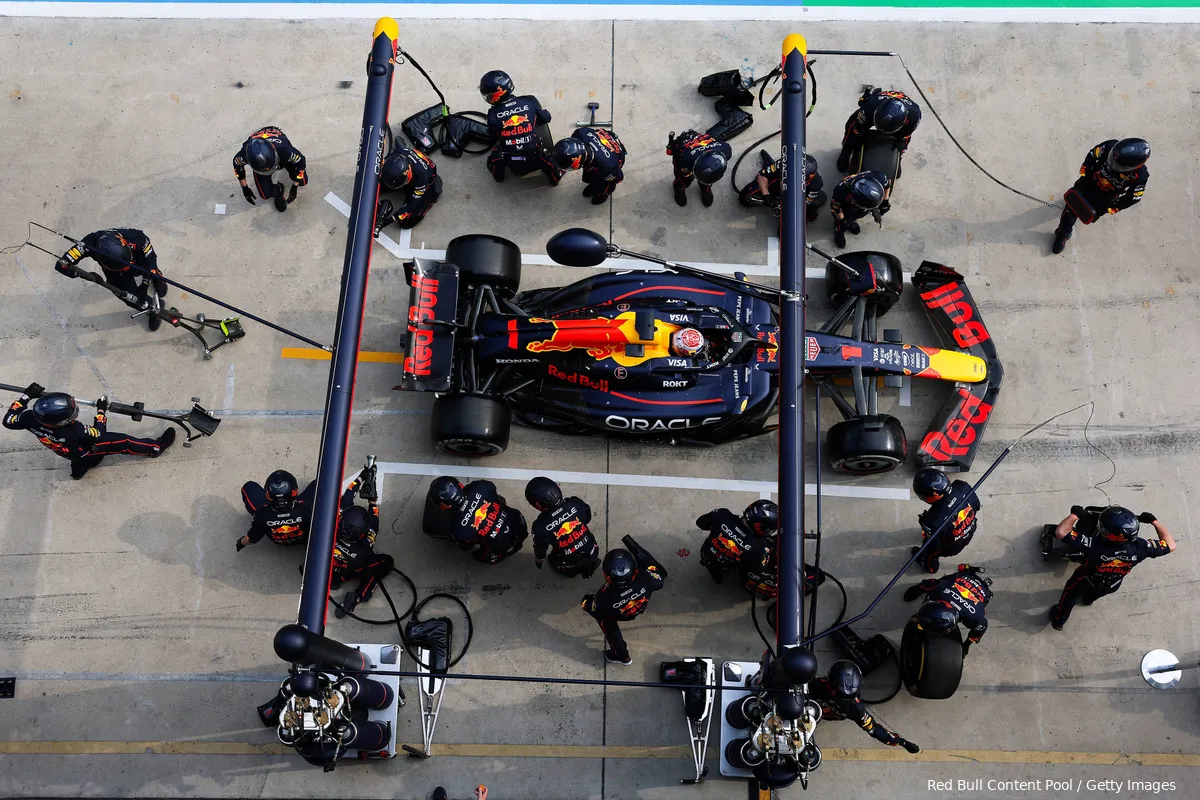 red bull racing pitstop china 2025 1 max verstappen 27 12