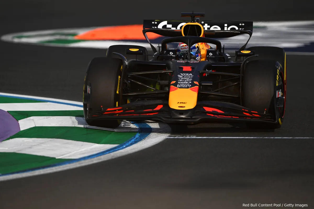 max verstappen red bull racing rb21 saoedi arabie 13