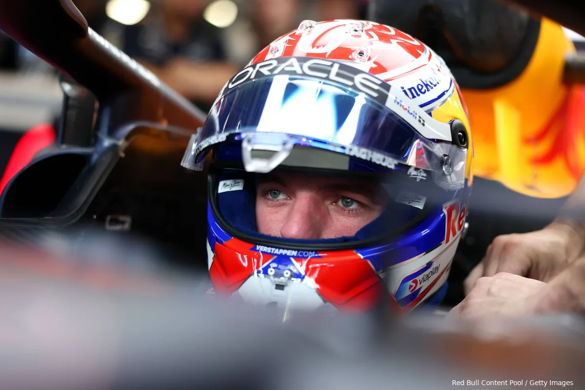 max verstappen vrijdag saoedi arabie 12 helm