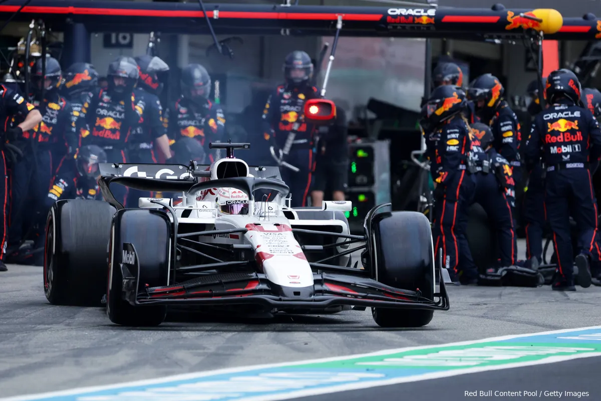 pitstop red bull racing japan 2025 livery max verstappen 12