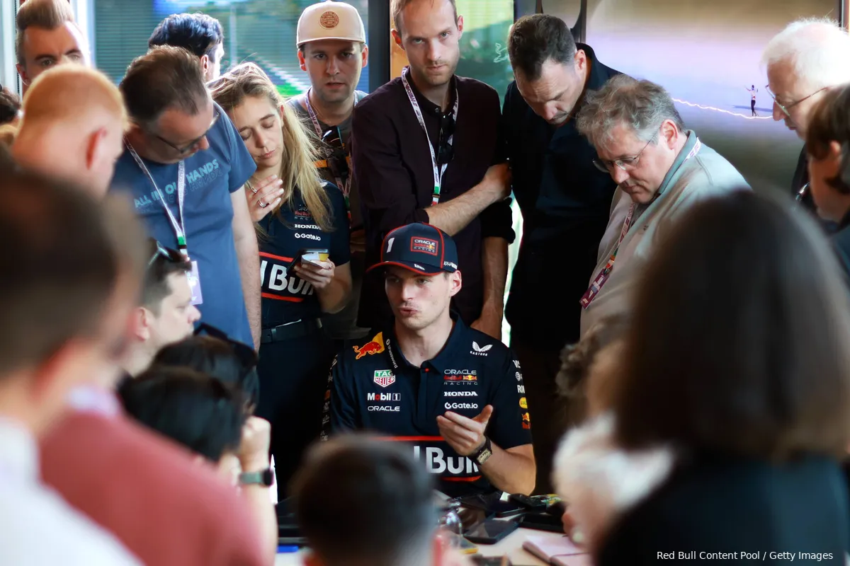 max verstappen mediadag red bull racing imola 2025 12 pers