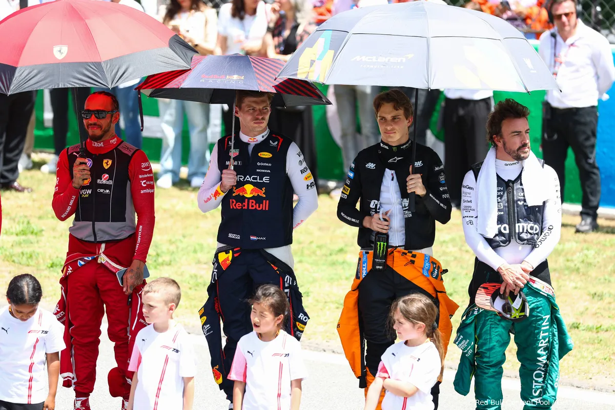 lewis hamilton max verstappen oscar piastri fernando alonso wereldkampioenen kampioen 1