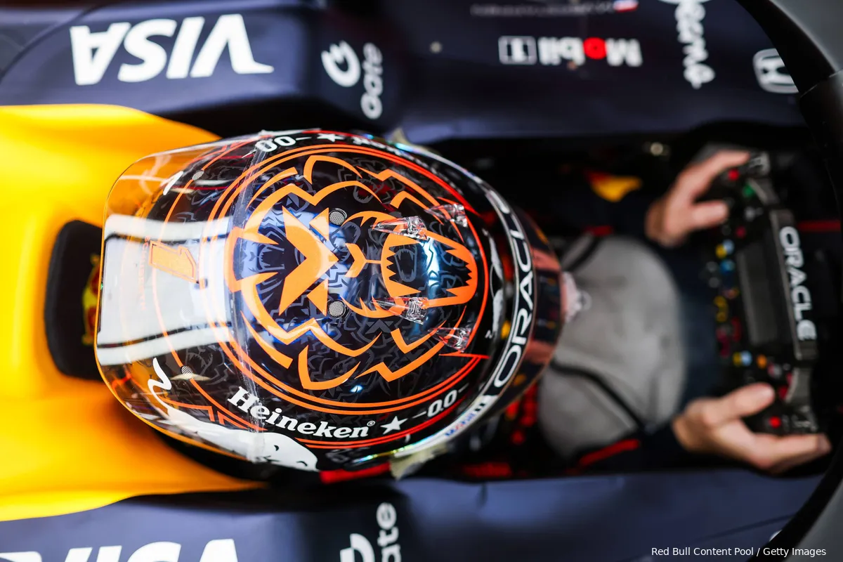 verstappen red bull oostenrijk vrijdag 1 helm