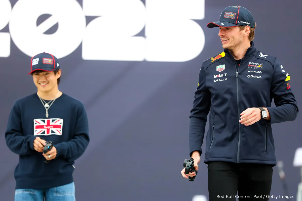max verstappen yuki tsunoda red bull racing 2025 silverstone groot brittannie zaterdag 1