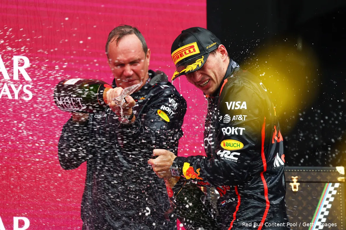Paul-Monaghan-max-verstappen-red-bull-racing-bakoe-zondag-azerbeidzjan-2025