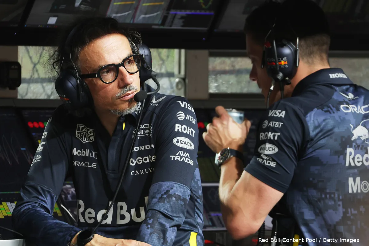 laurent-mekies-2025-red-bull-racing-singapore-vrijdag