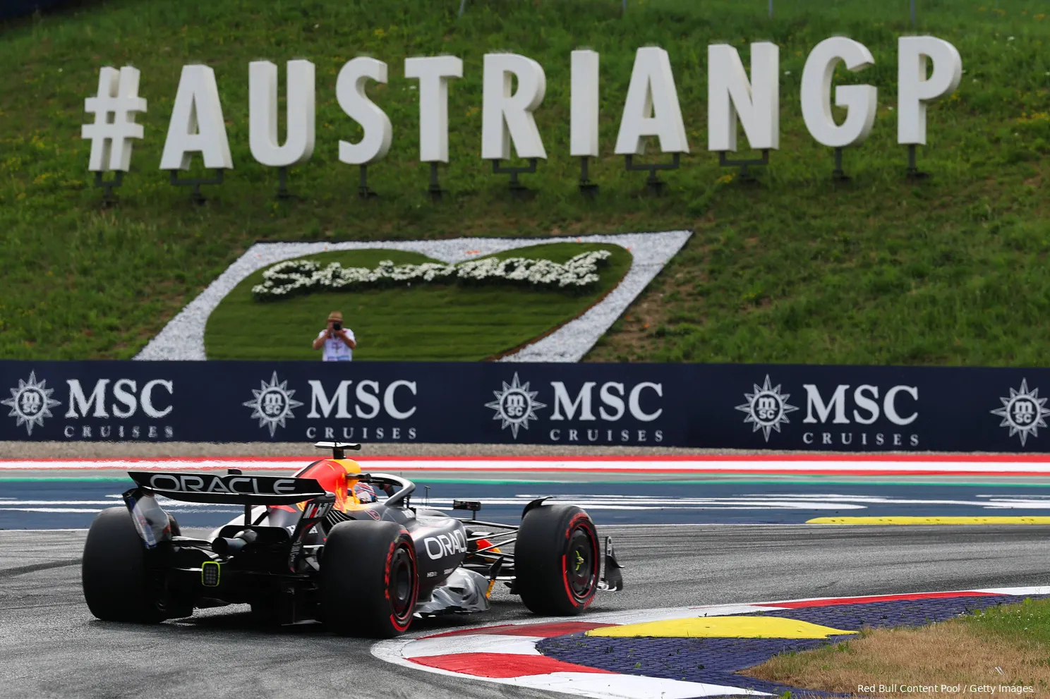Blog GP Oostenrijk | Verstappen met de diepste zucht ooit, Marko bekent min of meer dat Wolff gelijk had