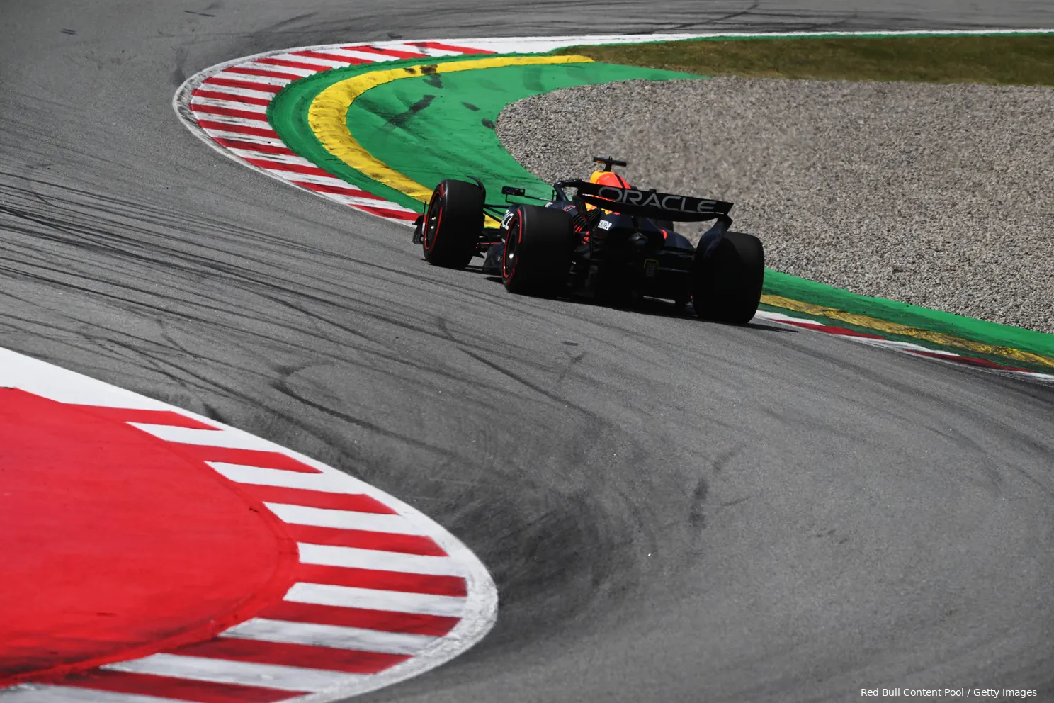 max verstappen spanje rb21 red bull racing 124