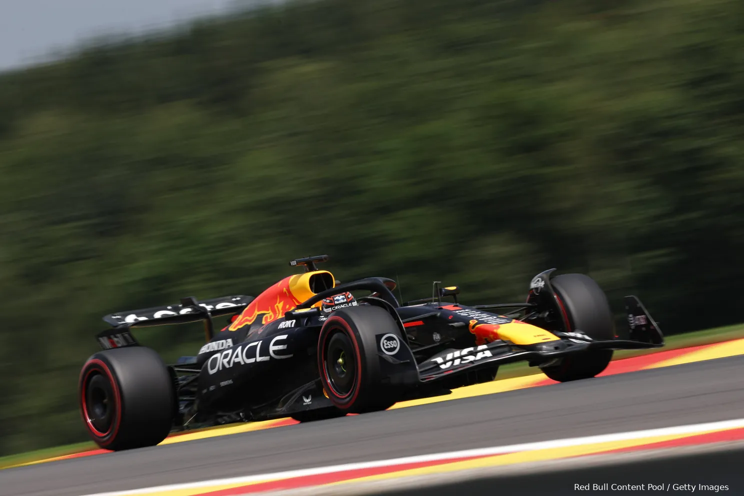 Verstappen-Red Bull-1-training-3
