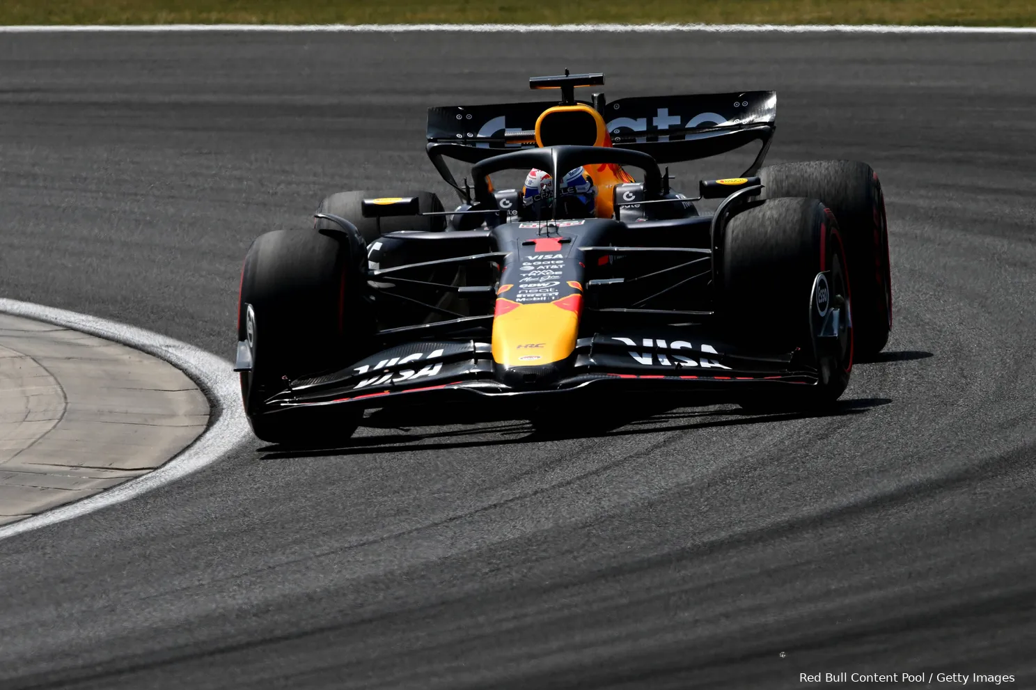 verstappen-red-bull-hongarije-vt3-16