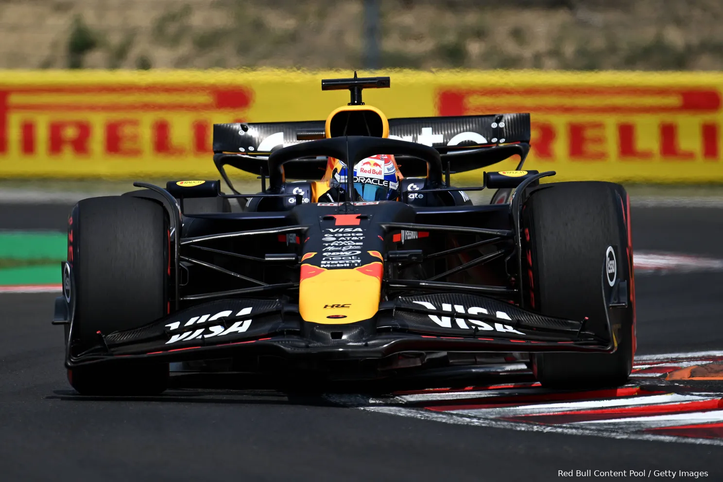 verstappen-red-bull-hongarije-vt3-5
