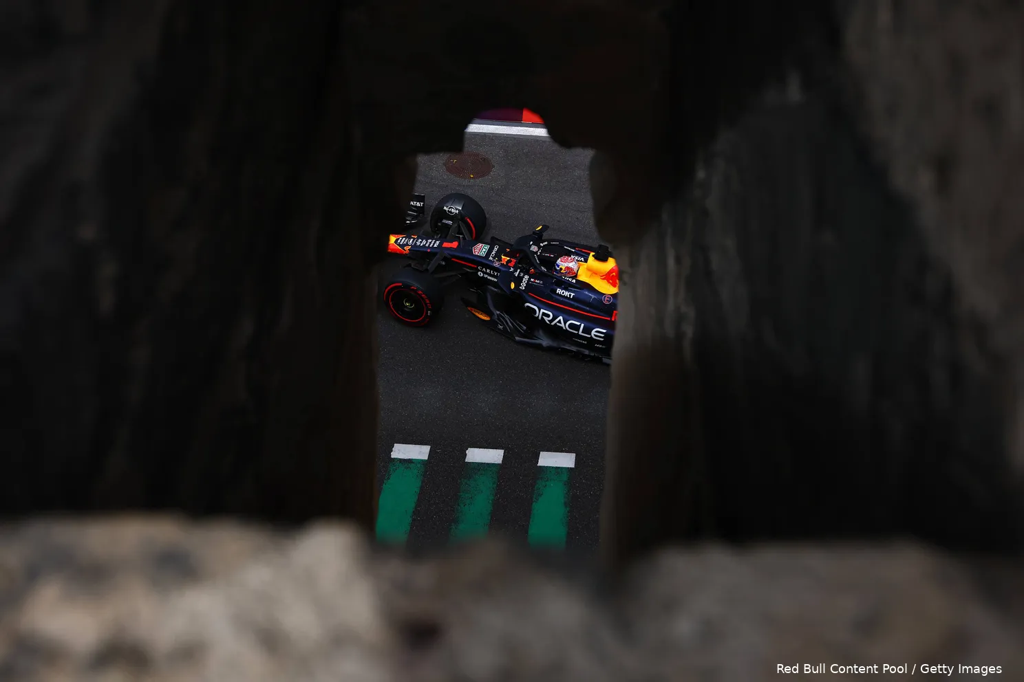 max-verstappen-red-bull-bakoe-2025-1121-rb21